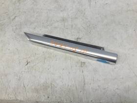 127.ki1q17 14 15 16 17 14-17 Maserati Ghibli Sq4 Exterior Front Right Passenger Door Window Strip