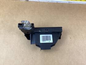 13899376 Audi 2012-2018 A7 Battery Positive Terminal Clamp Controller Protector Oem
