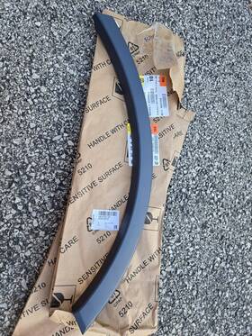 4m0853817agru Audi 2017-19 Q7 New Rear Right Wheel Arch Moulding 4m0853818 H Gru Oem