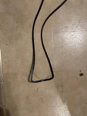 11-12-1-285-973 Bmw E28 E30 E34 324d 324td 524d 524td Estate Profile-gasket 11121285973 85-85