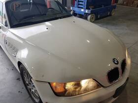 117-58432 Bmw 00 2000 Z3 Hood White With Grilles See Images
