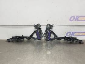 118.bm1o19 Bmw 19 2019 530i Hood Hinge Set