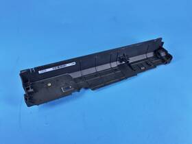 17118625437 Bmw 17-20 F22 F30 F32 M240i 330i 340i 430i 440i Right Radiator Cover Carrier Oem