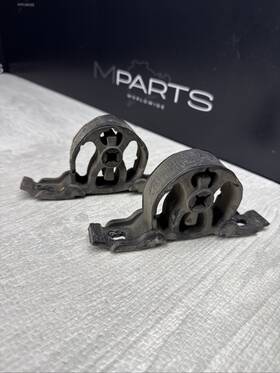 18207500281 Bmw 15-20 F80 F82 F83 M3 M4 Exhaust Mounts Hangers 7500281 Original