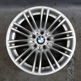 36102284050 Bmw Damaged 08-13 E9x M3 Factory 18 Inch Front Style 219 Wheel 18x8.5 Silver Oem