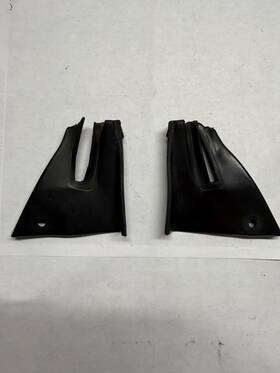 51361933773 Bmw 87-91 E30 Convertible Right And Left Upper Vent Window Seal Oem