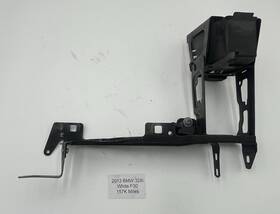 51647245792 Bmw 13-20 F30 1/2/3/4 Front Right Headlight Fender Bracket Mount Support Oem