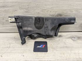 51717424944 Bmw 19-23 Oem G05 G06 G07 X5 X7 Right Passenger Side Engine Bay Firewall Cover