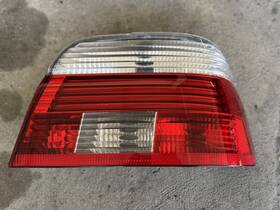 6902530 Bmw 2001-2003 Oem Hella 5 Series E39 540i 530i 525i Right Rear Tail Light