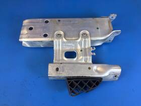 7266193 Bmw 12-18 F30 328i 330i 335i 340i Front Right Passenger Reinforcement Bracket