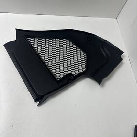 7357240 Bmw 2016-2019 750i Front Right Windshield Cowl Trim Panel Oem
