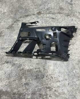 51118069415 Bmw 743223216 2024 M3 M4 G80 G82 Front Bumper Left Retainer Bracket Oem