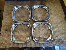 Buick 1231710 1970 Wildcat Electra Lesabre Estate Wagon Headlight Bezel Doors #2