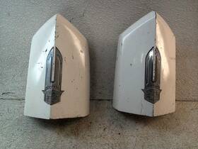 111.gm6w73 Cadillac Pair Of Front Fender Extensions With Emblems For 1973-74 Eldorado 72