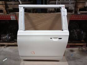 130.gm6523 Cadillac Driver Left 2023 Escalade Esv Rear Side Door 2901123