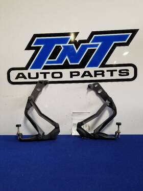 118.gm1y00 Chevrolet Hood Hinges Set 97-04 Corvette