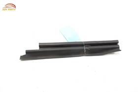 15124470 Chevrolet Express 3500 2500 Engine Fuse Block Left Water Deflector Oem 2021-2024
