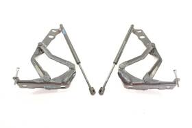199.gm1z98 Chevrolet 98-04 Corvette 5.7l Ls1 Pair Of Left And Right Side Hood Hinges 10279960 1027996