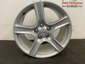 23432011 Chevrolet 22998072 16-24 Camaro Aluminum 5 Spoke Silver Wheel Rim 18x8-1/2 Inch Lug Id
