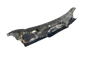 23105893 Chevrolet 2016 - 2024 Camaro Front Wiper Cowl Plenum Cover Panel Oem#