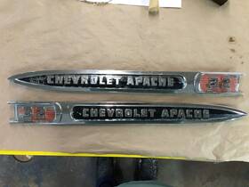 3753123 Chevrolet 3753124 Original 1950s Apache 32 Truck Chrome Emblem Parts -