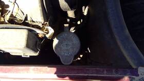 627.gm1z93 Chevrolet Corvette 1993 Wash Reservoir