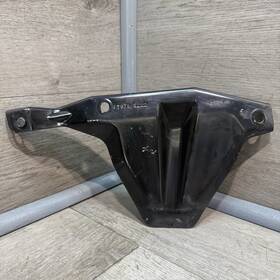 F7978-s016 Chevrolet 2001-2007 Chevy Silverado Gmc Sierra Support Bracket Brace Oem F7978 S222