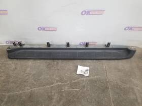 122.gm8b02 Chevrolet Truck 02 2002 Chevy Tahoe Ls Step Side Running Board Textured Right Passenger