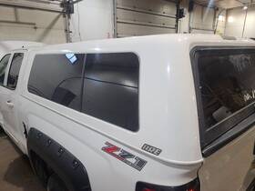 147.gm8m16 Chevrolet Truck Silvrdo15 2016 Topper/tonneau 655910
