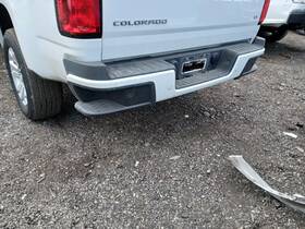 190-02174d Chevrolet Truck Local Pickup Only Rear Bumper Painted With Park Assist Fits 19-22 Canyon 13958