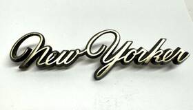 2579500 Chrysler Vintage 1966 New Yorker Front Fender Script Nameplate Emblem