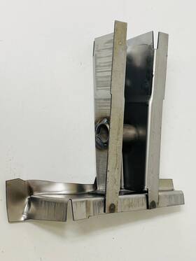 M303l Classic Reproductions Mopar B-body Leaf Spring Shackle Bracket Left 1971-1974 Made In Usa