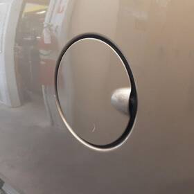 177.ch8m13 Dodge Fuel Filler Door Flap For 2013 1500 Pickup Assy Brn