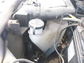 627.ch8o96 Dodge Truck Ram 3500 1996 Wash Reservoir 1579415