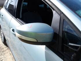 128-04227r Ford Passenger Side View Mirror Without Heated Thru 10/25/14 Fits 13-15 C-max 7914358