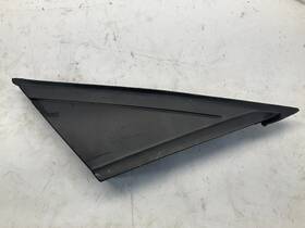 128-04709r Ford 15-18 Focus 2.0 Fwd Se Front Right Mirror Triangle Corner Trim Panel B