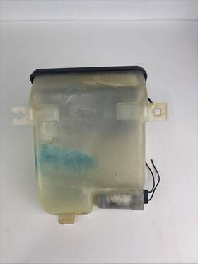 17618 Ford 17b61 1975 Oem Galaxy Wiper Fluid Container D3af