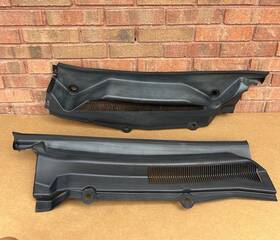 6r33-63018a14-ab Ford Fits 2005 - 2009 Mustang Front Windshield Lh And Rh Cowl Trim Panel Oem 64a