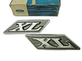 D0az-63517a56-a Ford Nos 70 Galaxie Xl Fastback Roof Side Emblems Pair