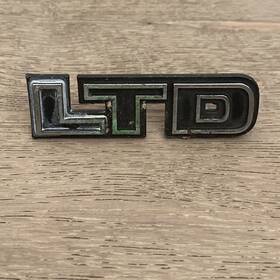 E3db-5442550 Ford Vintage Ltd Emblem Badge Chrome And Black Metal Oem Pt #e3db-5442550 Aa Dc2