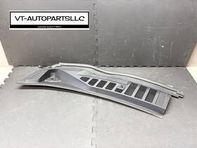 Hc3b-2502223-afw Ford F350 Sd 2018-2022 F250 Left Windshield Vent Cowl Panel Oem