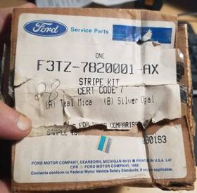 F3tz-7820001-ax Ford Oem Lh Body Upper Side Stripe Kit 1993-94 Explorer