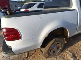 155-01173a Ford Truck Pickup Box Styleside Crew Cab 4 Door 5-1/2ft Fits 01-03 F150 43270