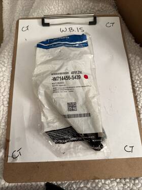 W714456-s439 Ford 1 Bolt Suspension Super Duty Sold Individually
