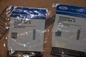 W790383-s900 Ford Qty 8 New Oem Genuine Oe Pins - Special G3