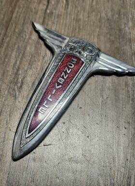 25669179 General Motors Pontiac Bonneville 1997 40th Anniversary Emblem Gm Oem