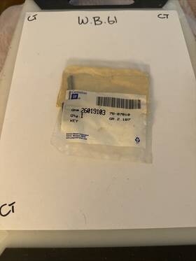 26019103 General Motors Genuine Oe Key-ign Lk Cad Crest Std Black Res Co 2601910