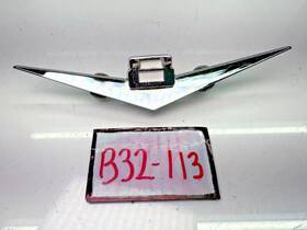 3723732c General Motors Reman 1955-1956 Chevrolet Truck Inch V8 Front Fender Emblem 3723732 B32-113