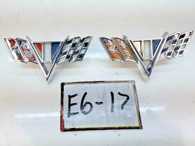 3840318 General Motors 3940318 Oem Gm Pair 1964 1965 1966 1967 Chevy V Flag Front Fender Emblem E6-17