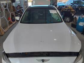 117-59198 Genesis Local Pickup Only Hood Fits 17-20 G80 2980664
